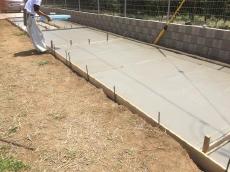 鶴ヶ島市　旗竿地土間コンクリート打ち