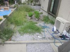 施工前　雑草の駆除が大変でした　川越市