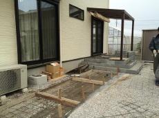 川越市　アプローチ施工中