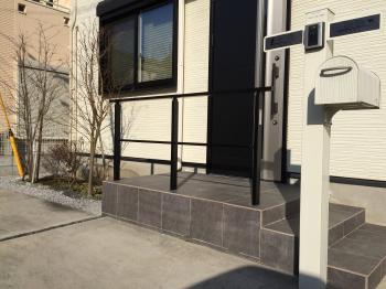 川越市　転落防止柵　LIXILアーキレール