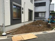 川越市　駐車スペース　掘削作業中