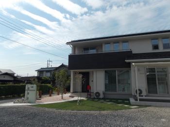 坂戸市　新築外構　お庭完成