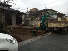 さいたま市外構　塀リフォーム工事　掘削・砕石作業　