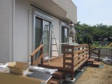 川越市　アイアンウッドデッキにテラス屋根を取付け