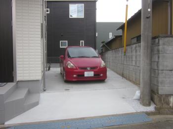 川越市　一週間の養生の後、駐車場土間コンクリート完成