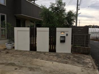 坂戸市　表札のライトアップ