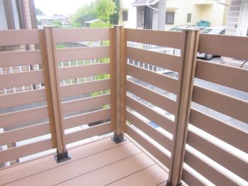 上尾市　三協アルミ　ひとと木2を設置