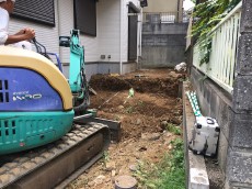 川越市 新築外構工事 土の鋤取り