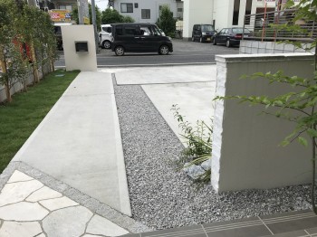 川越市　新築外構完成　玄関からの眺め