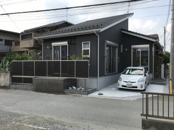 川越市　新築外構完成　フェンス　タイルデッキ