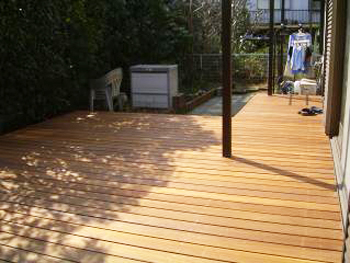 すっきり広々したウッドデッキになって大満足です。頼んでよかったです。