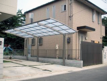 ゆったりした大きめのカーポートに大満足です。またお願いしたいです。