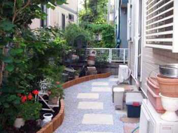 以前より明るくなり広さも感じ大満足です。とてもすっきりしました。