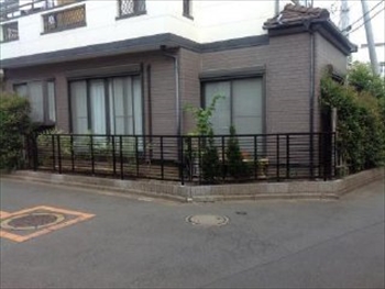 圧迫感がなくすっきりして満足してます。風通しも良くなって嬉しいです。