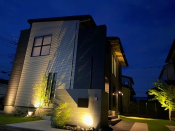 sakadosi kurata yakei1x350.jpg