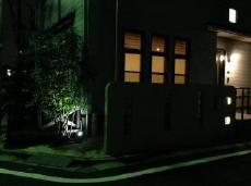 LEDガラスブロックと、樹木のライトアップ　戸田市