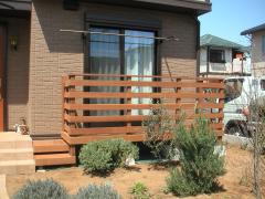 フェンス付きウッドデッキ